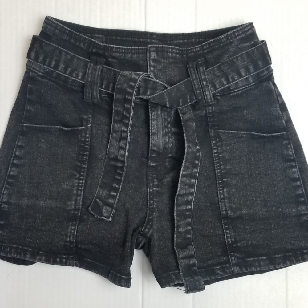 Retro High Waisted Black Denim Belted Shorts